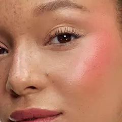 阴影:弹力粉色