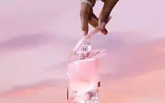 选择 La Vie Est Belle(美丽人生香水)作为礼物