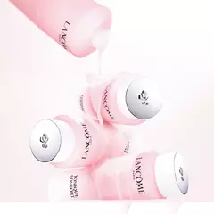 含透明质酸的 Tonique Confort Toner(清滢柔肤水)